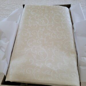 Lenox Opal Innocence Oblong 60"x120" Tablecloth